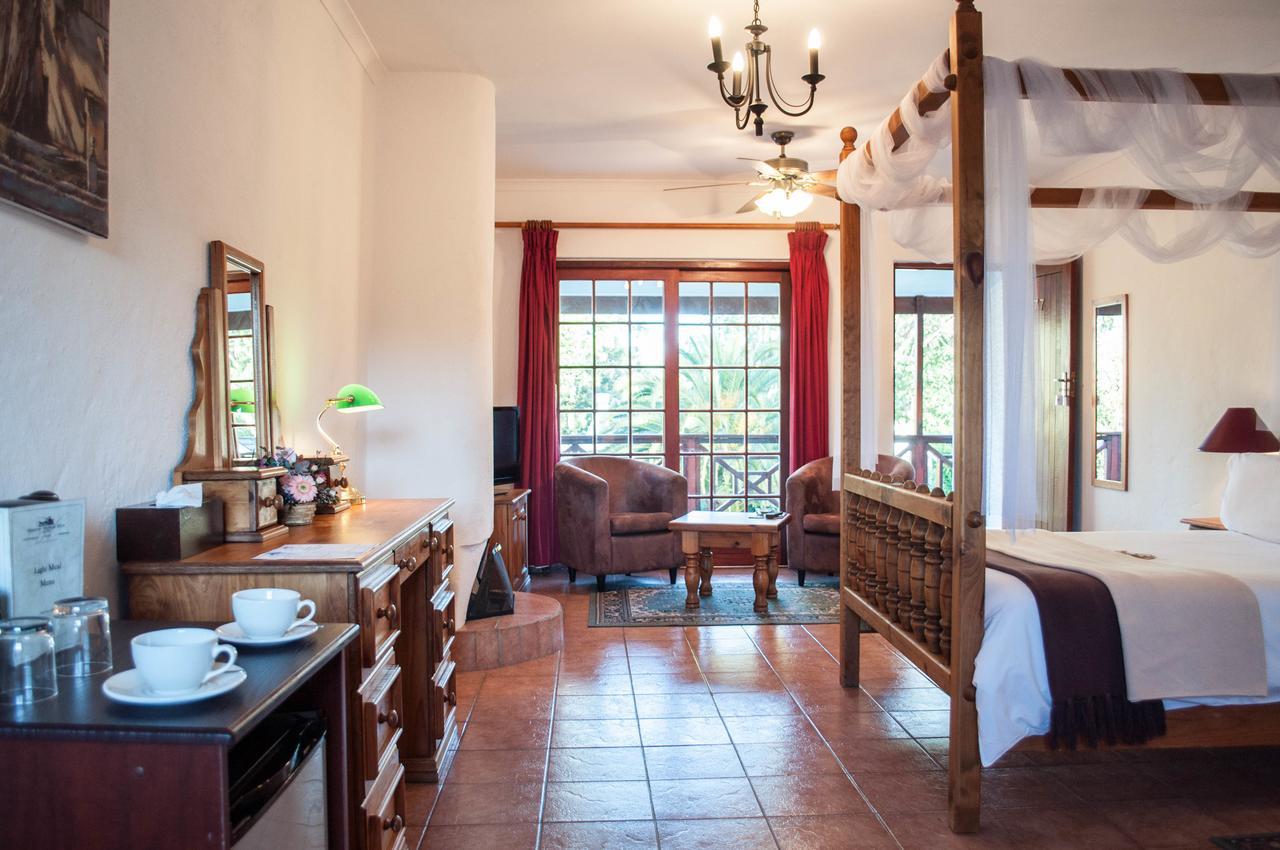 Houw Hoek Hotel Ботривиър Екстериор снимка