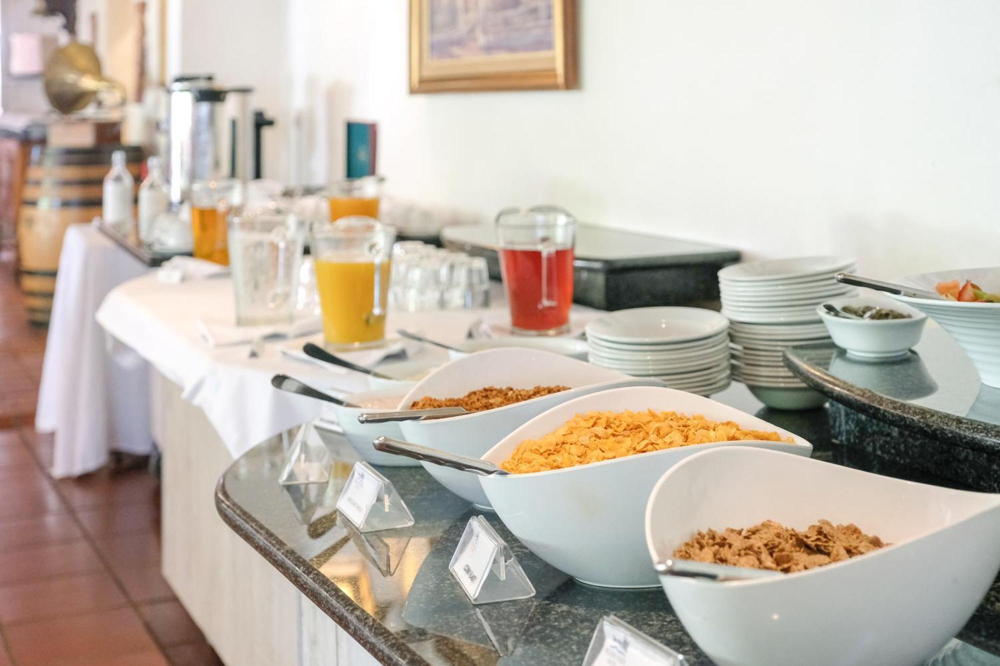Houw Hoek Hotel Ботривиър Екстериор снимка